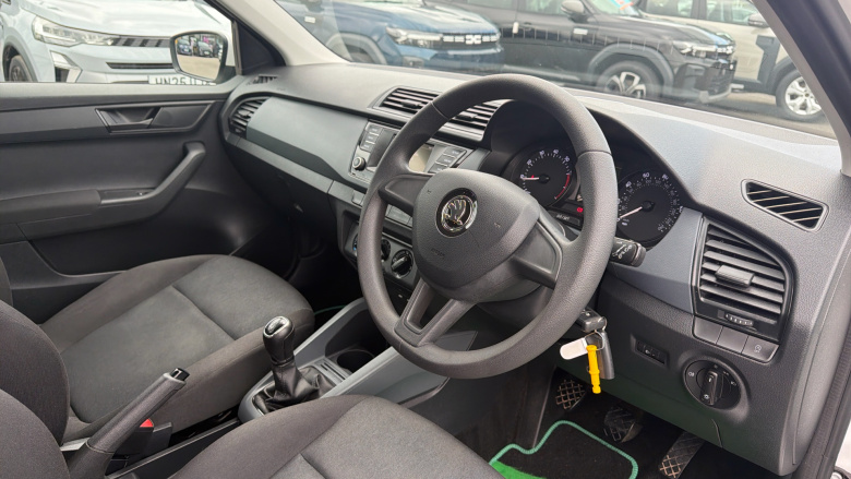 Skoda Fabia 1.0 MPI 60 S 5dr Petrol Hatchback